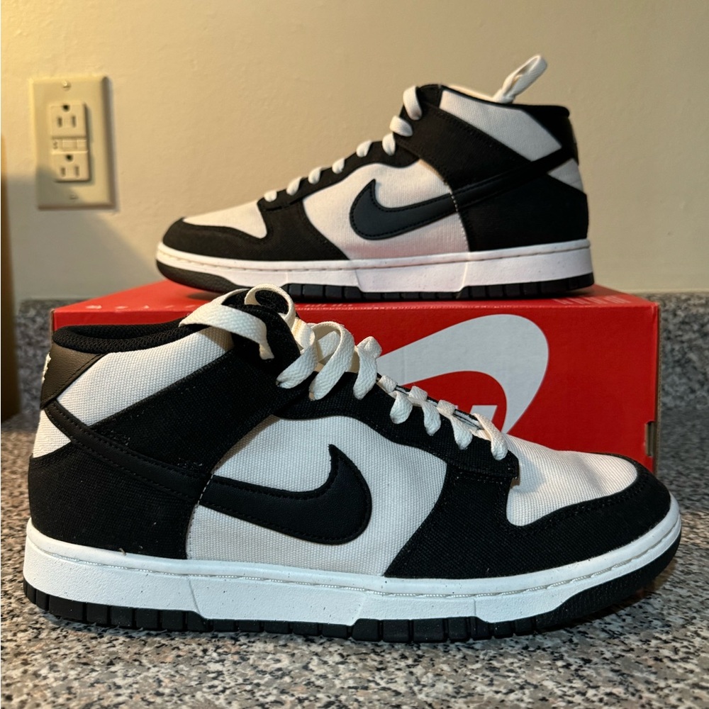 Nike Dunk Mid Black Canvas Men’s Shoes Black/White Panda DV0830-102 size 9.5 NEW